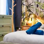 Modern Duplex - 5 Rooms - Paris City Center